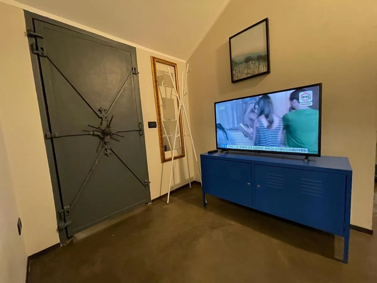 Fra Storia E Modernita Apartment Milan Italy