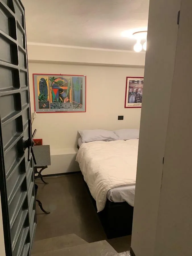 Fra Storia E Modernita Apartment Milan