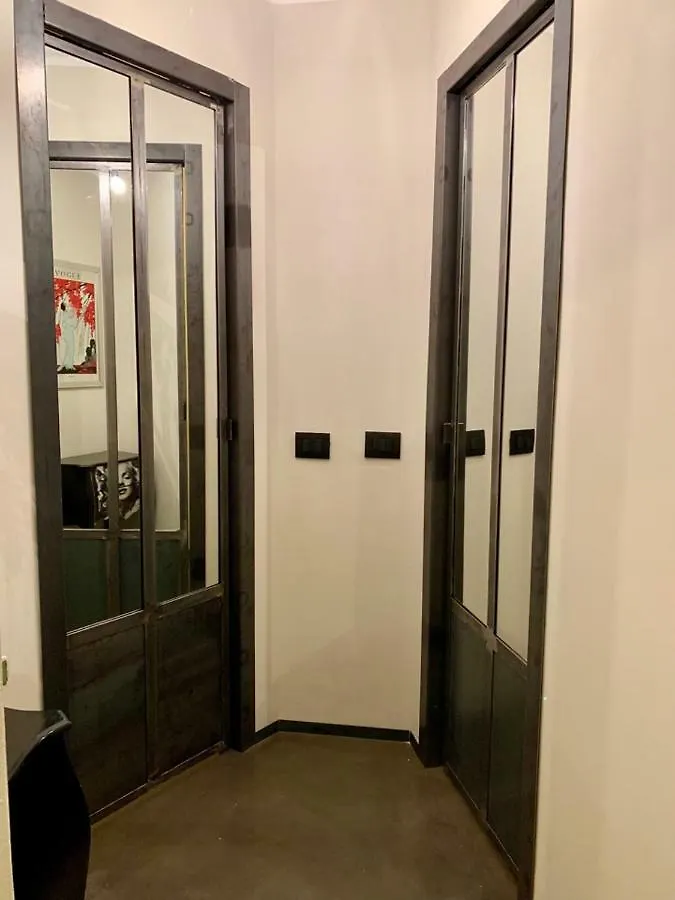 Fra Storia E Modernita Apartment Milan