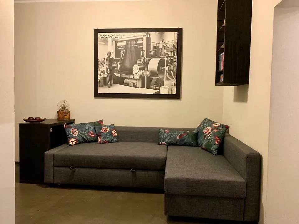 Fra Storia E Modernita Apartment Milan Italy